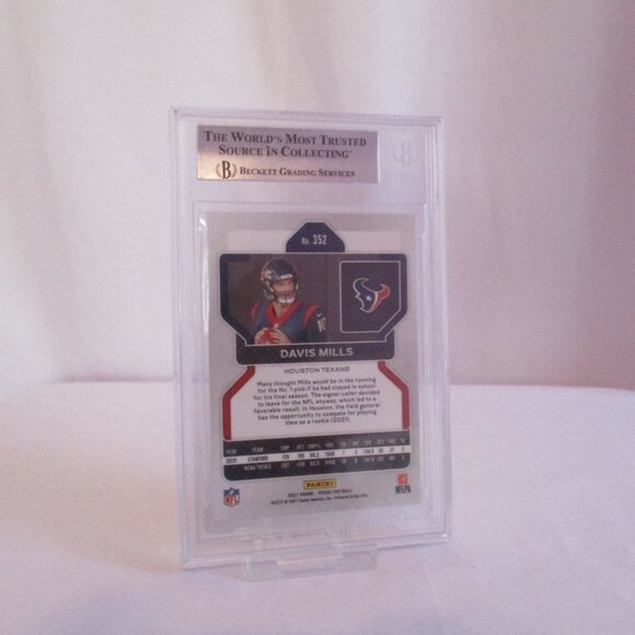 2021 PANINI PRIZM #352 DAVIS MILLS MINT 9 - Picture 2 of 4